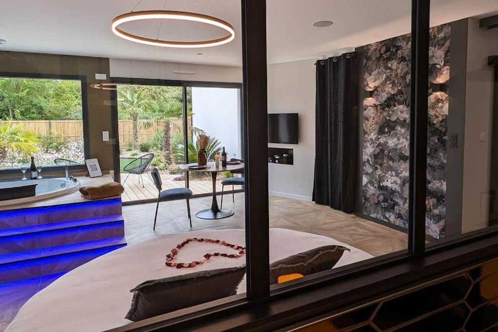 Les Suites Du Payre - Suite Passion Talmont-Saint-Hilaire Eksteriør billede